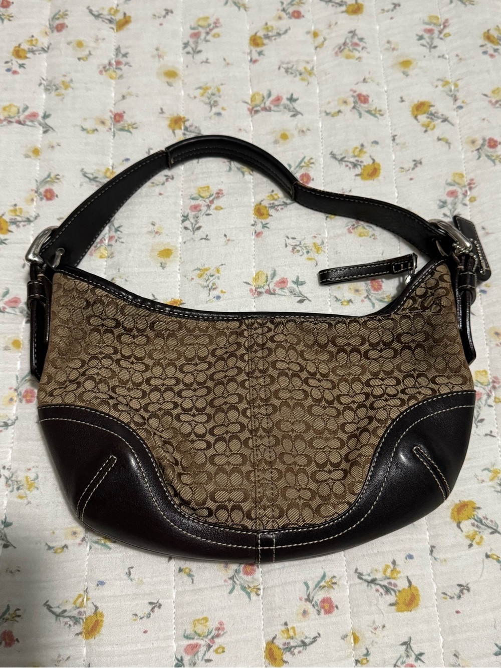 SOLD❣️❣️❣️Coach 2003 Soho Mini Signature Small Hobo